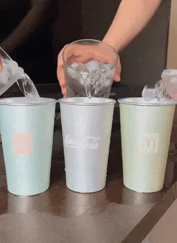麦当劳 杯子.gif